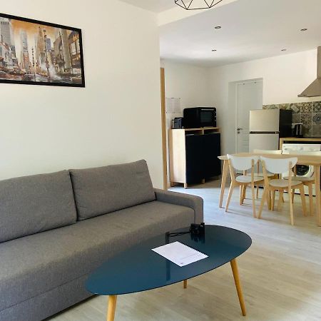 Bel Appartement Avec Terrasse Et Beau Jardin Classe 1 Etoile La Ciotat Exterior photo